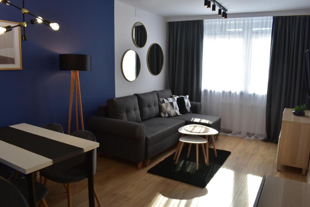 Apartament W Centrum Przy Parku Na Wyspie Піла Екстер'єр фото