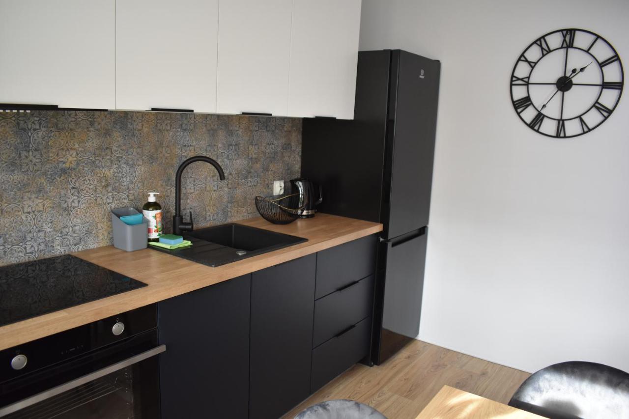 Apartament W Centrum Przy Parku Na Wyspie Піла Екстер'єр фото