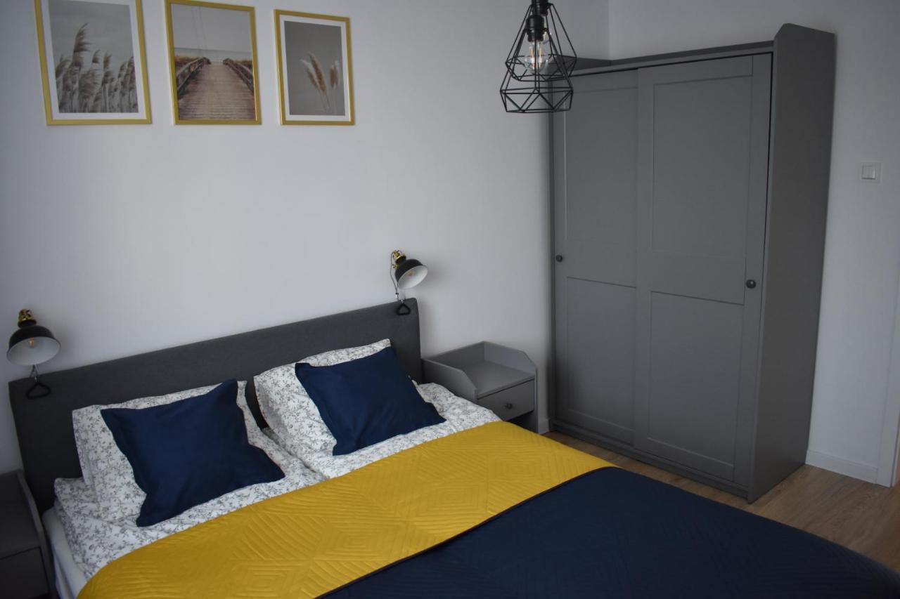 Apartament W Centrum Przy Parku Na Wyspie Піла Екстер'єр фото