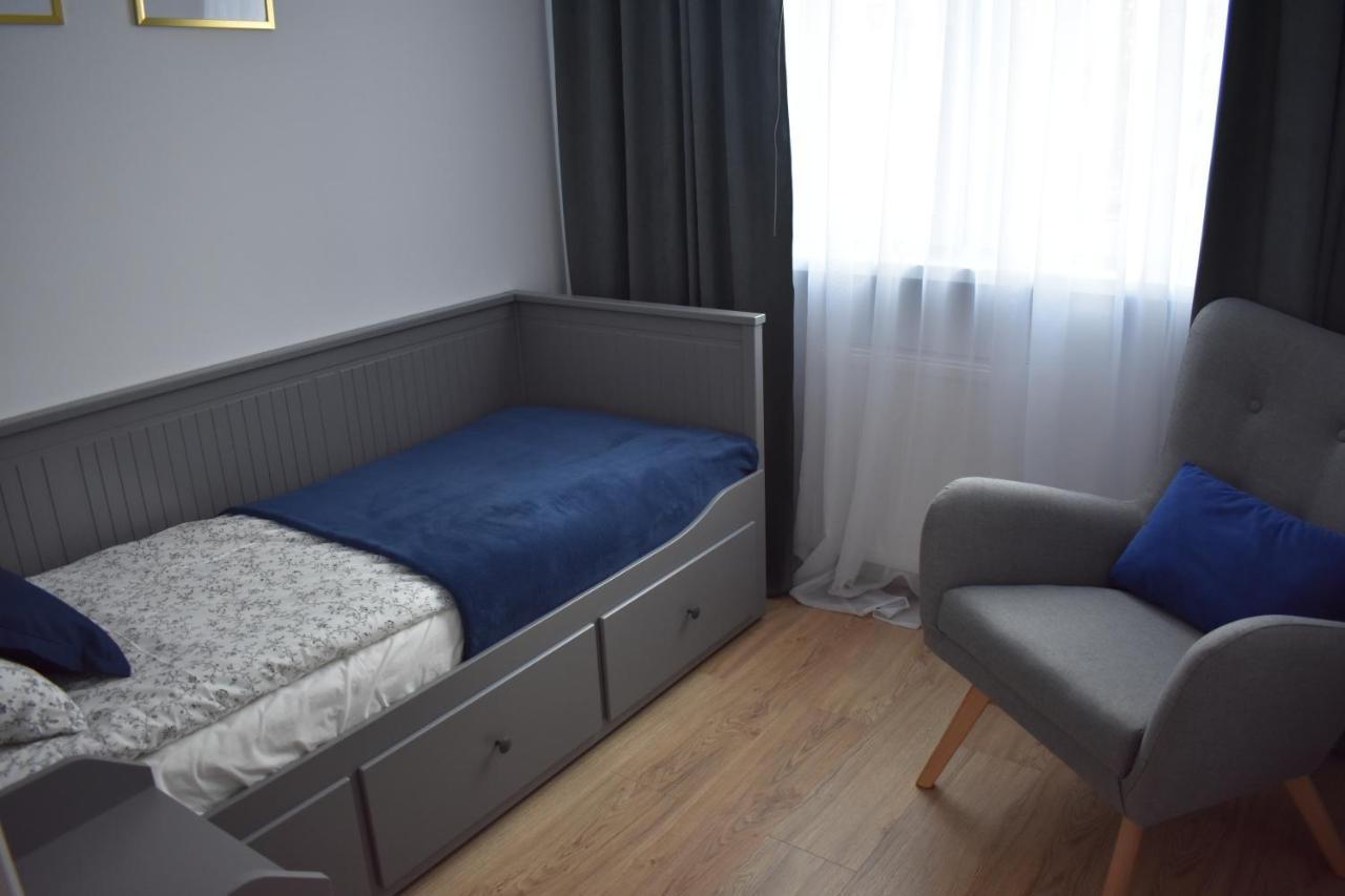 Apartament W Centrum Przy Parku Na Wyspie Піла Екстер'єр фото